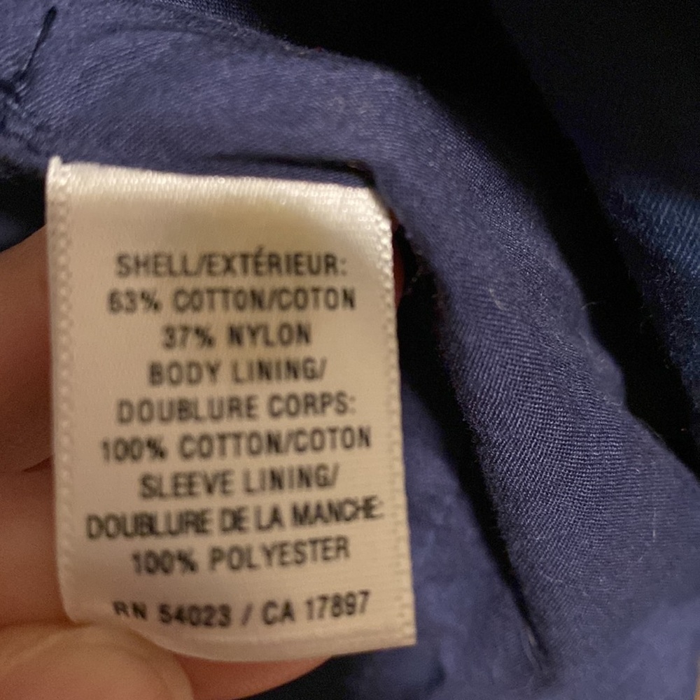 OLD NAVY cropped zip up rain jacket. Front pockets. Bell sleeves. Size US medium - Picture 11 of 12